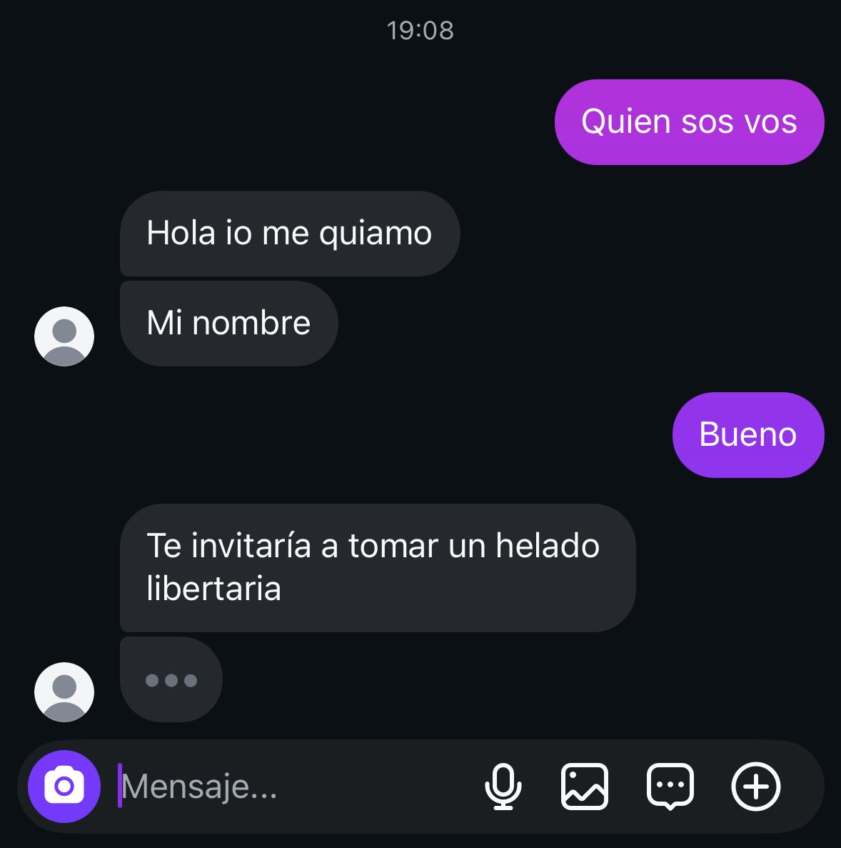 m a r i l ú tweet media