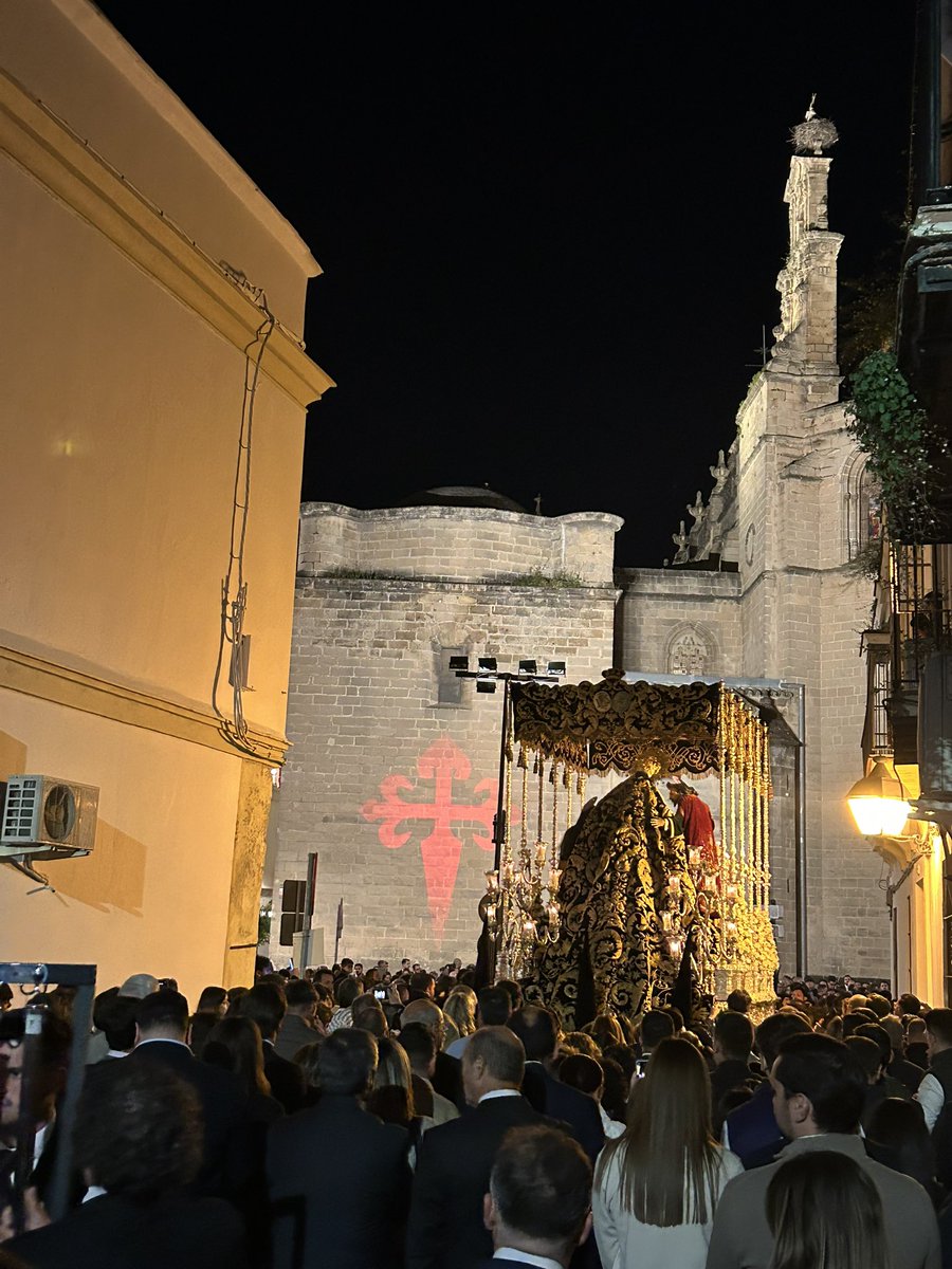 Y en un abrir y cerrar de ojos se marchó…