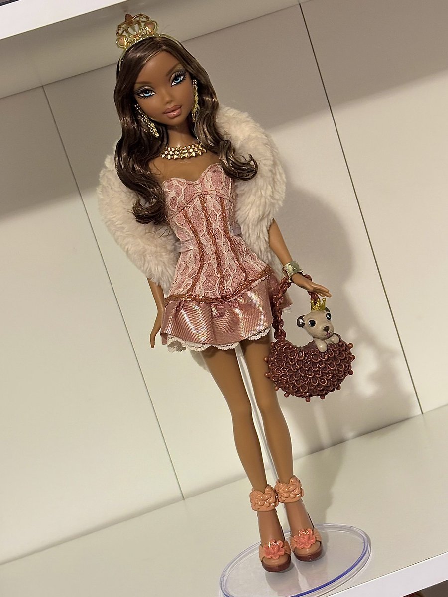 ᴊᴀʀᴏɴ 👑 tweet media