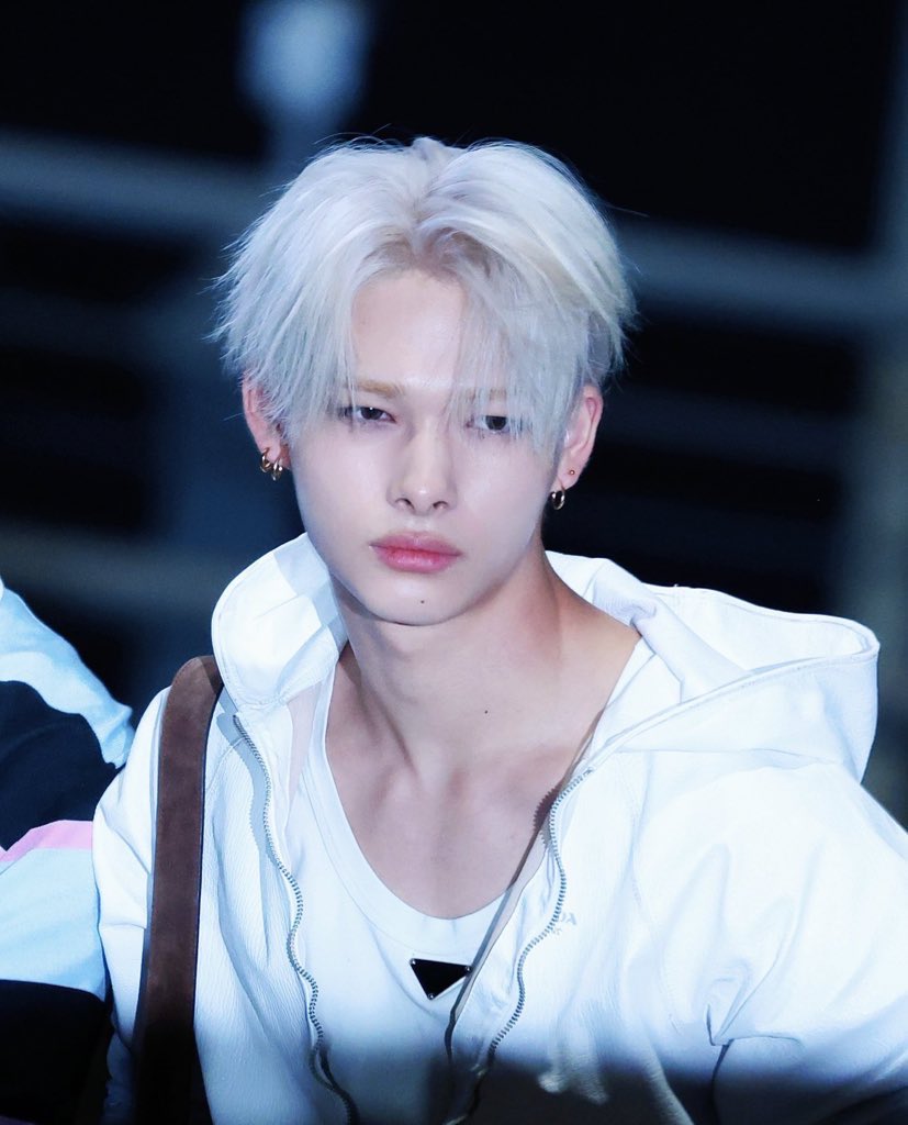 Iris 🐈‍⬛ Enhypen is 7 tweet media