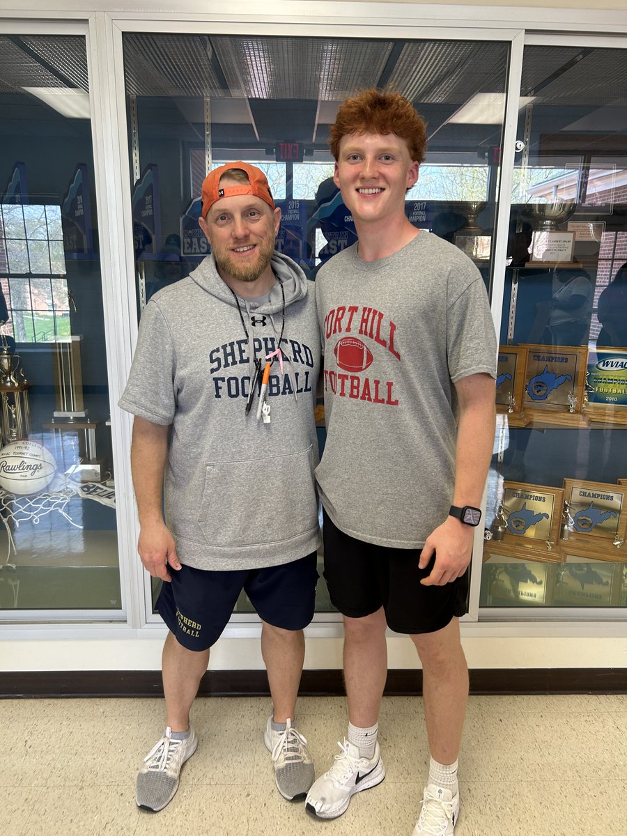 Christian Riley tweet media