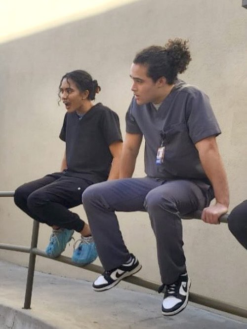 bestofsupriya's tweet image. Jalen Thomas Brooks on the Orlando Diaz scene in S2E13:

“It was cool to be thrown into the mix so fast, just come back with a trauma scene. And also, to be a part of this crack in the surface for Mohan, Supriya’s character, was really lovely to see, and it's impactful.”