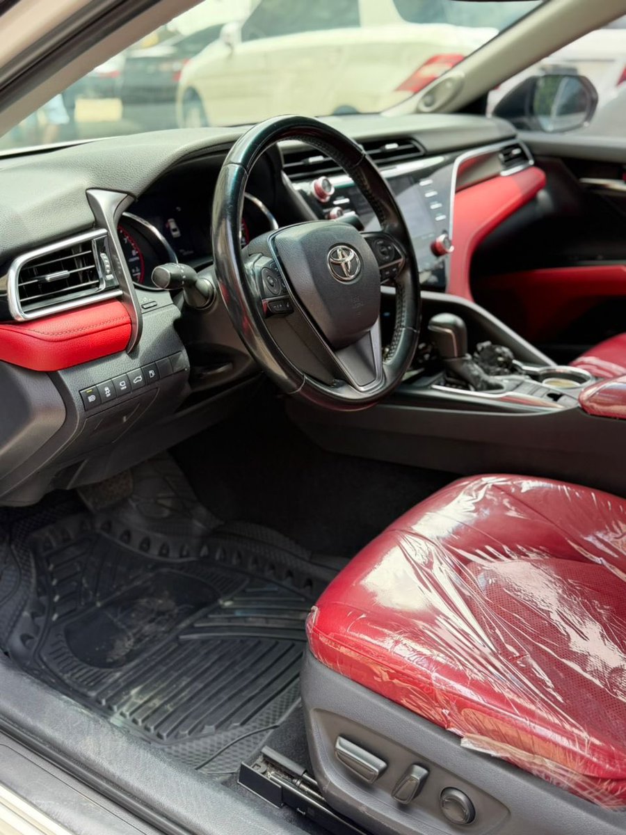 Onyitex Autos tweet media