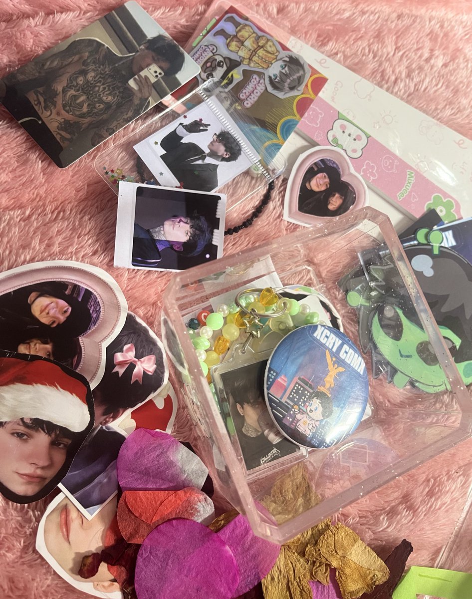 itzi💧 tweet media