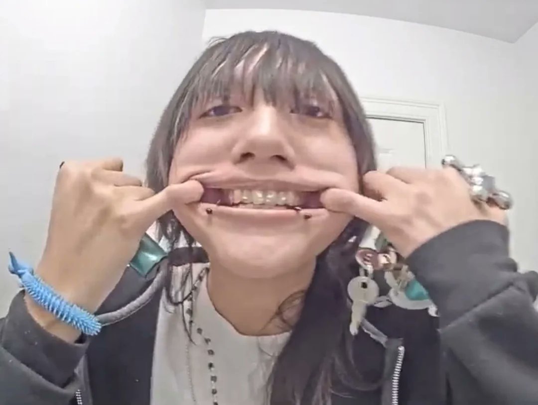 Aware Observer tweet media