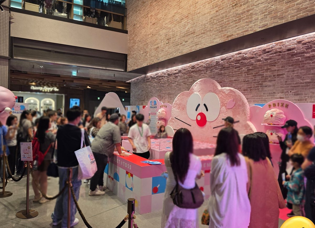➁ 100% #ドラえもん 桜フェスタ in 香港 香港にはディズニーランドは