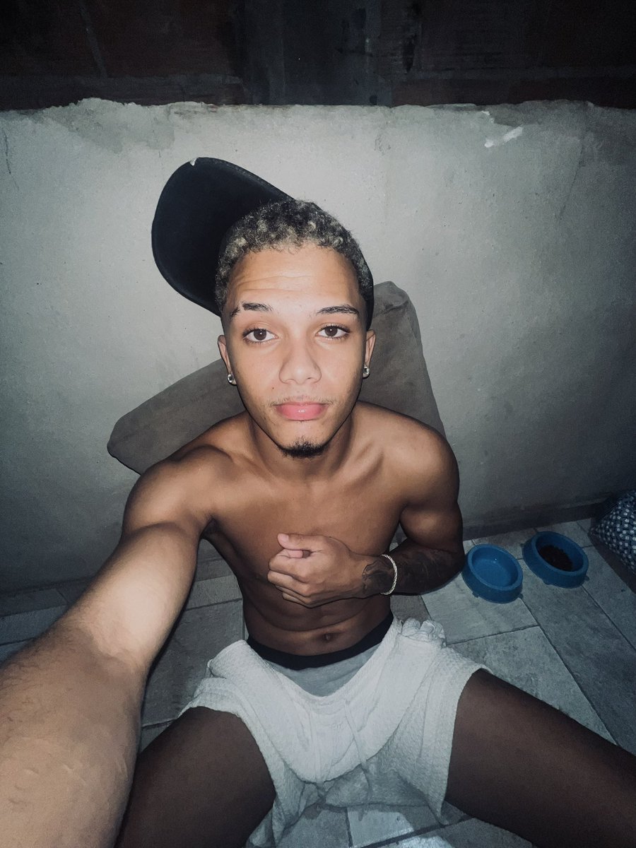 KAUANZIN 19 👼🏻🔞 tweet media