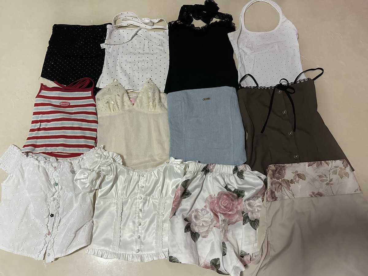 mp1lx's tweet photo. ส่งต่อเสื้อผ้า งาน ig , fashion 🩷🩷

ราคาโล๊ะตู้ 

 shipping 1-2 ตัว 40.- / 3ตัวขึ้นไปส่งฟรี
เดี๋ยวเริ่มทยอยลงเรื่อยๆเลยค่า

 #ส่งต่อเสื้อผ้ามือสอง #เสื้อผ้ามือสอง #ส่งต่อduex #ส่งต่อfeelfree #โล๊ะตู้ #ส่งต่อ23begins #เสื้อผ้า https://t.co/JTdaRWpkKT