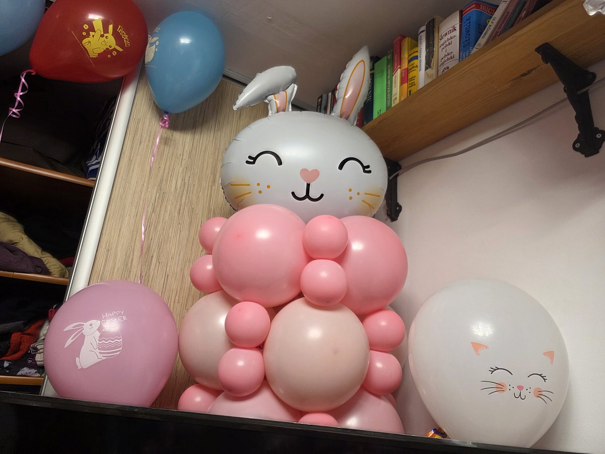 Setsunaii's tweet photo. Happy Easter! https://t.co/xvvGVrZQuQ