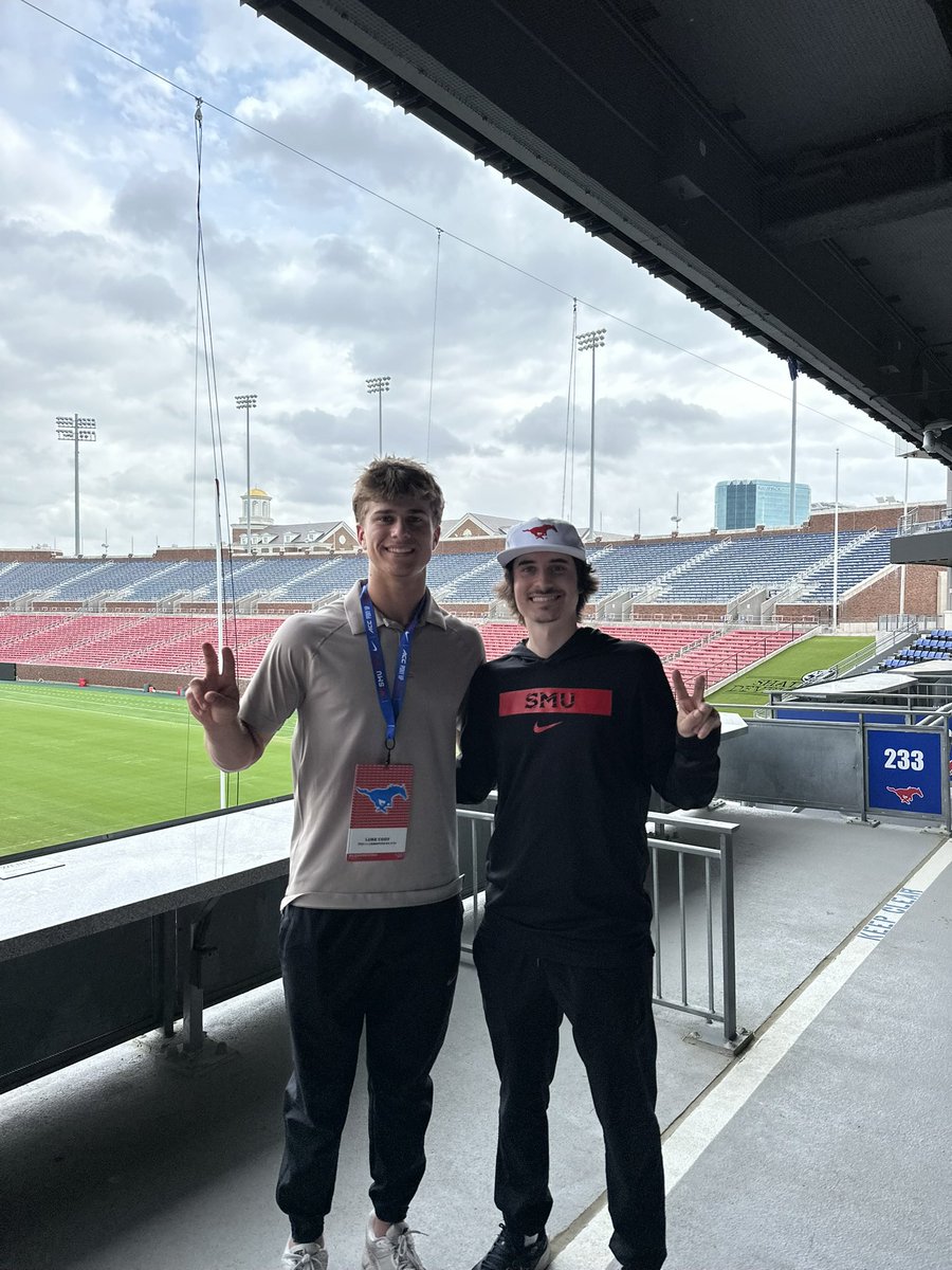 jlcody27's tweet photo. Thank you @SMUFB for having me out for a spring practice! @CoachSukenik @JayMarch @Coach_Horny @BayleeBennettFB @YoungShelly40 @CoachCMcDonald3 https://t.co/GHoG9K9de6