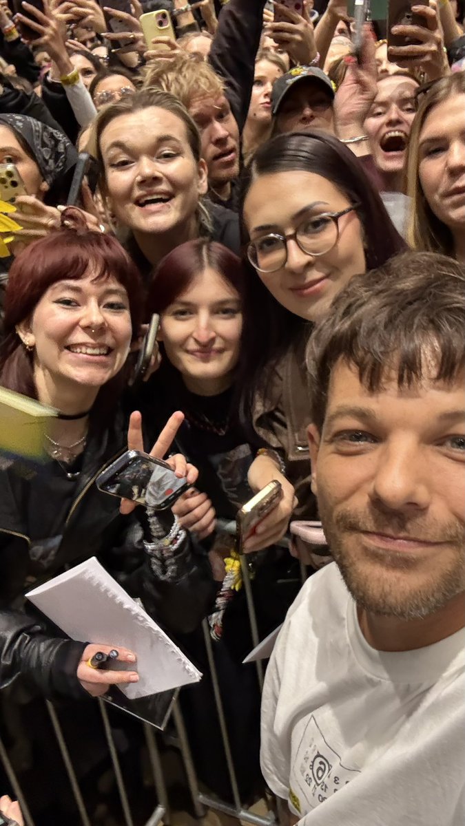 Louis Tomlinson Argentina 🇦🇷 tweet media