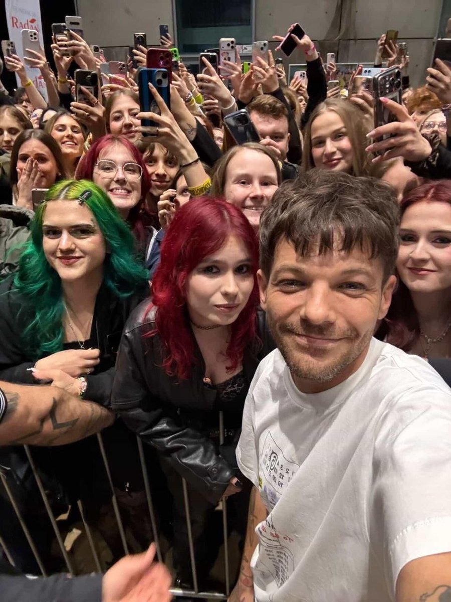Louis Tomlinson Argentina 🇦🇷 tweet media