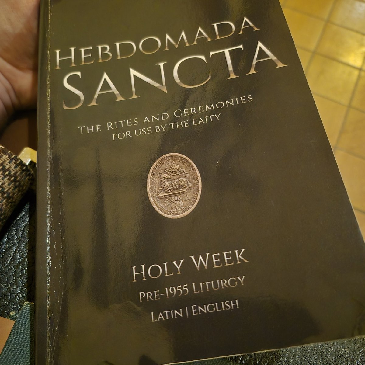 salazar ☨ tweet media