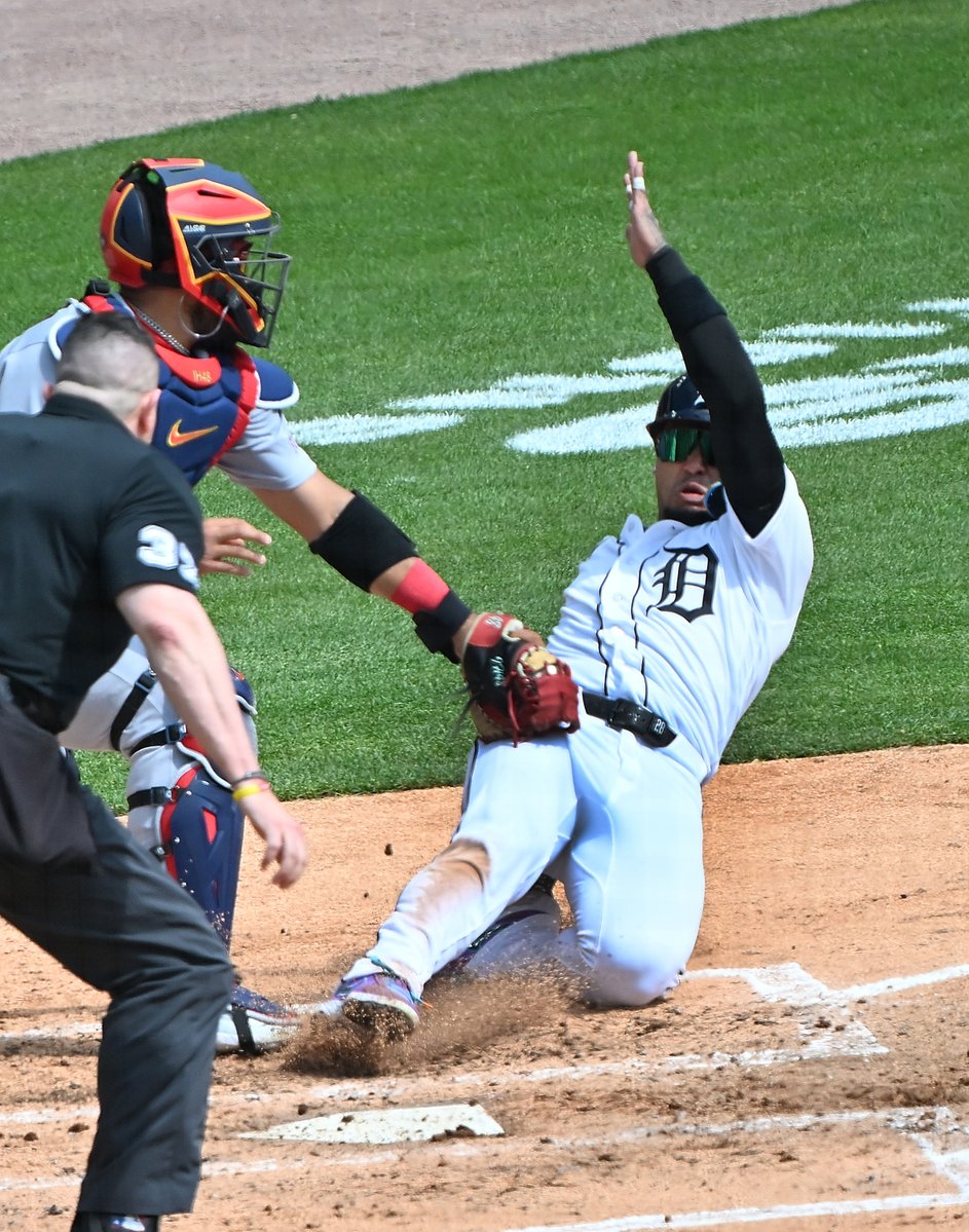 Daniel Mears tweet media