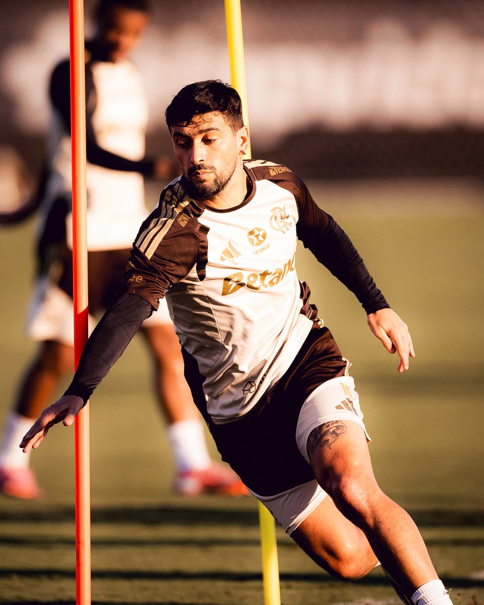 FL4MEN9O tweet media