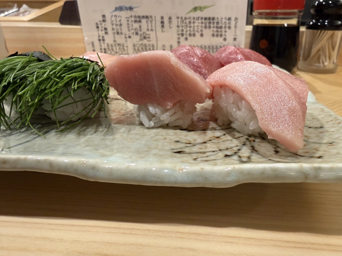 spark0118's tweet photo. 昨日は誘われてので南森町の亀すしへ https://t.co/5jF4Bt579z