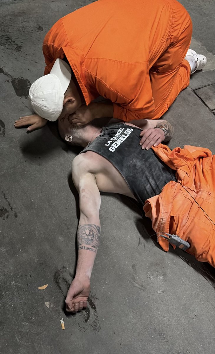 Mecagoento tweet media