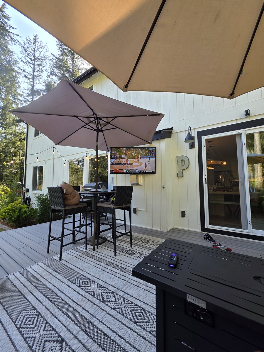 The Card Collect tweet media