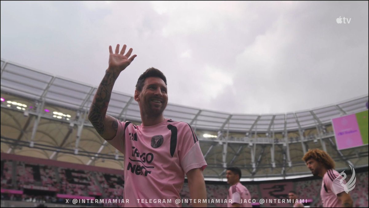 عمرو tweet media