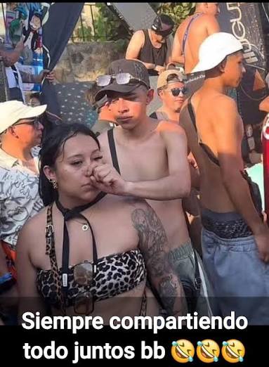 Vivatrium's tweet photo. @TendenciasMX No hay que criticar, en esos eventos hay amor puro 🤣🤣🤣🤣🤣🤣🤣🤣🤣 https://t.co/ZSrbEnqkop