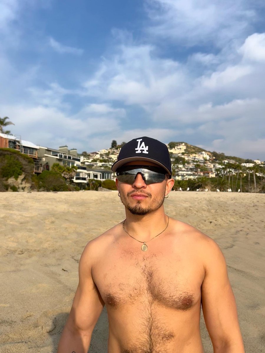 Beach babe 🌊