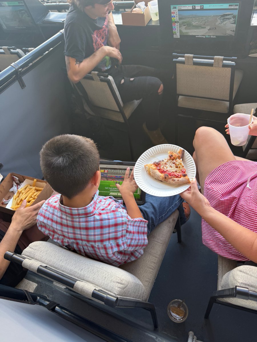 Michelle Yu tweet media