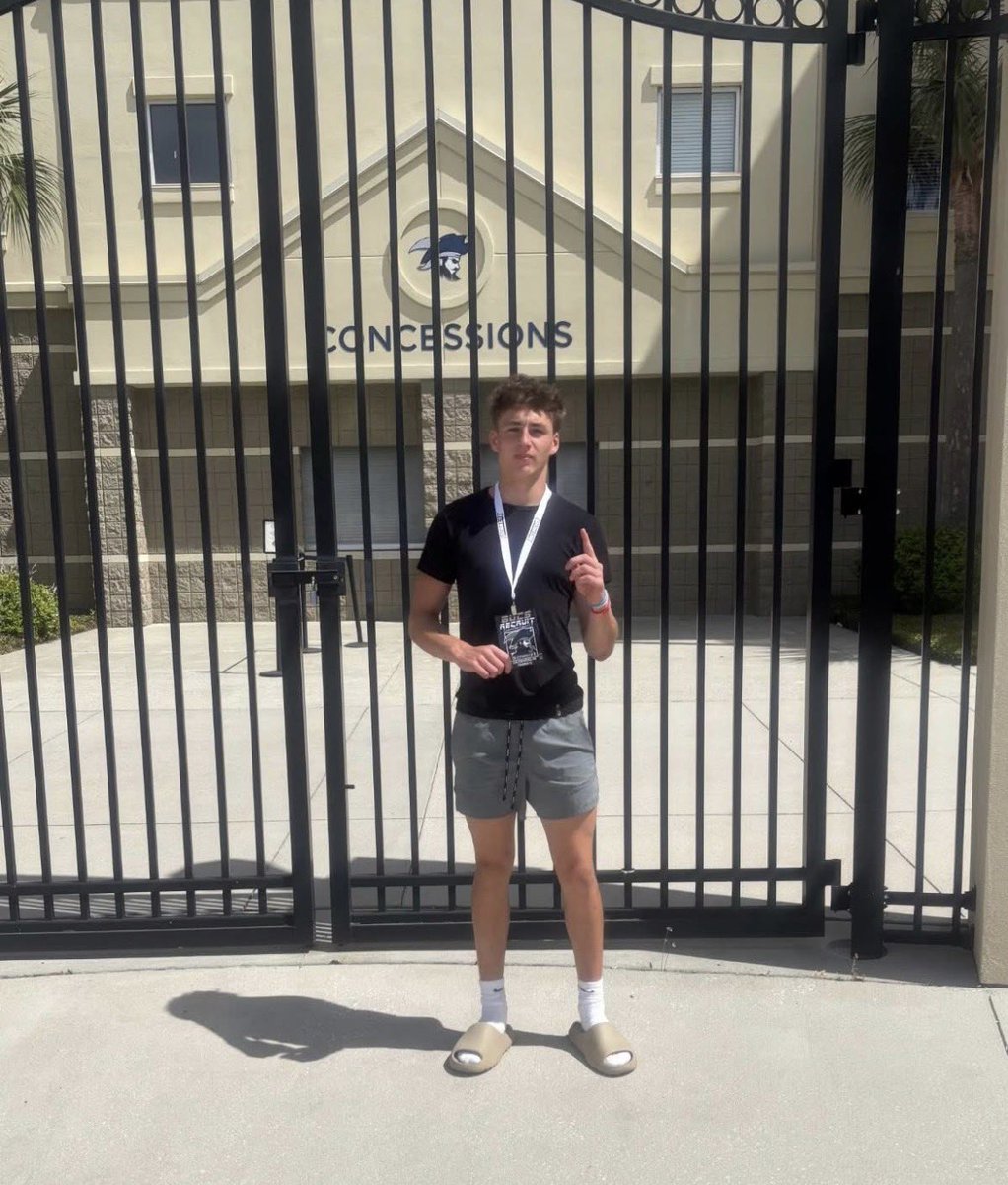 Hanahan Hawks Football tweet media