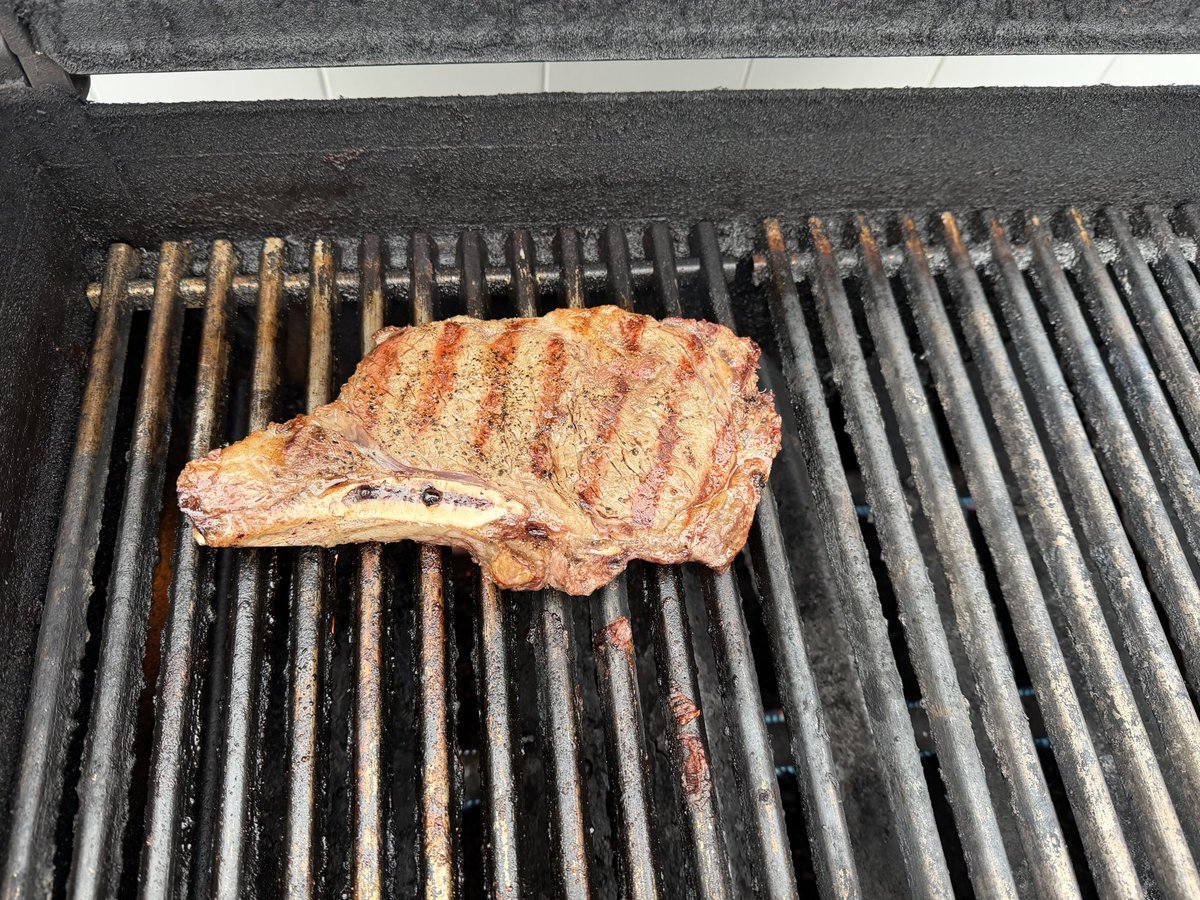 Seán Murray tweet media