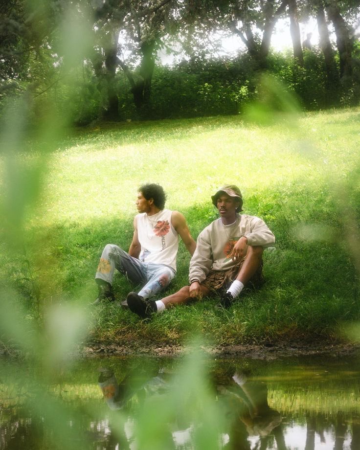 ᴸᵒᵘⁱᵉ tweet media