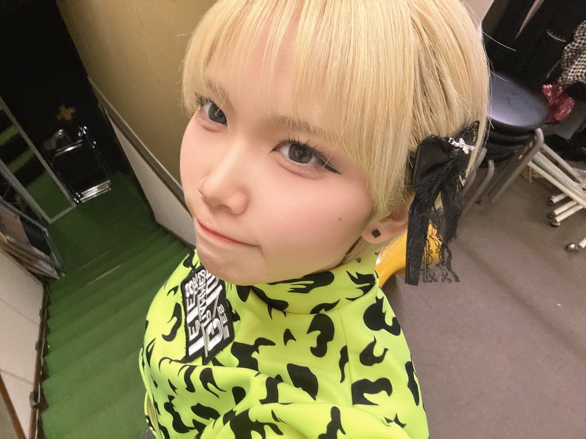 湖乃ここの💛 tweet media