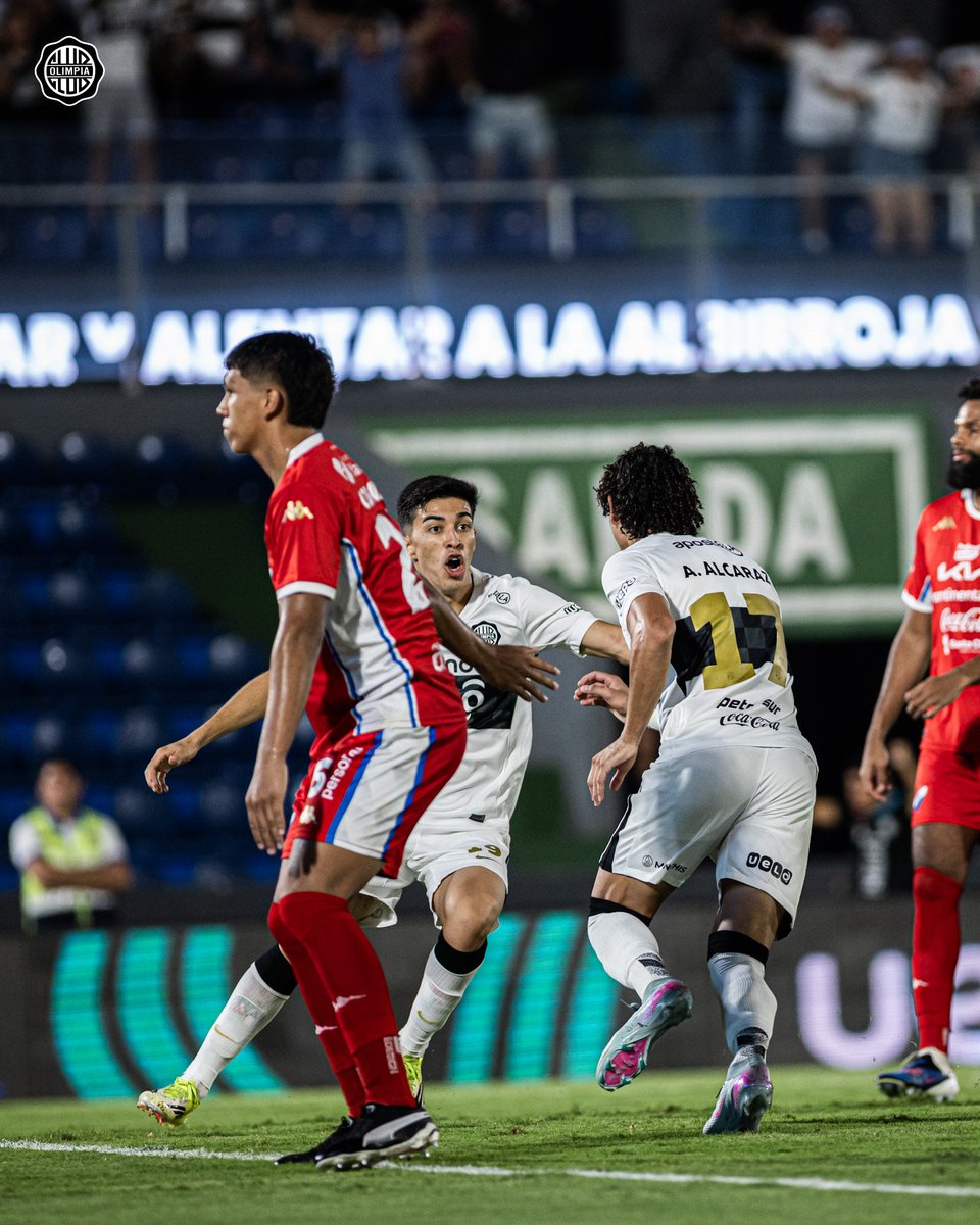 Club Olimpia tweet media