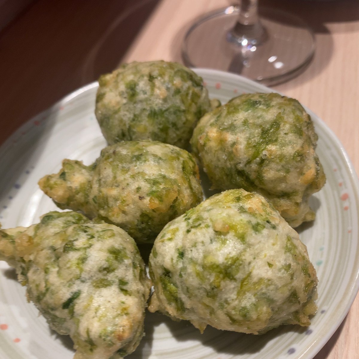 パパン tweet media