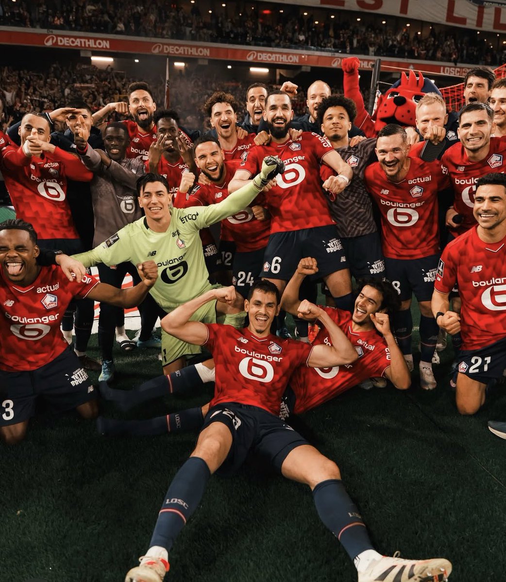 🧎🏼‍➡️ tweet media