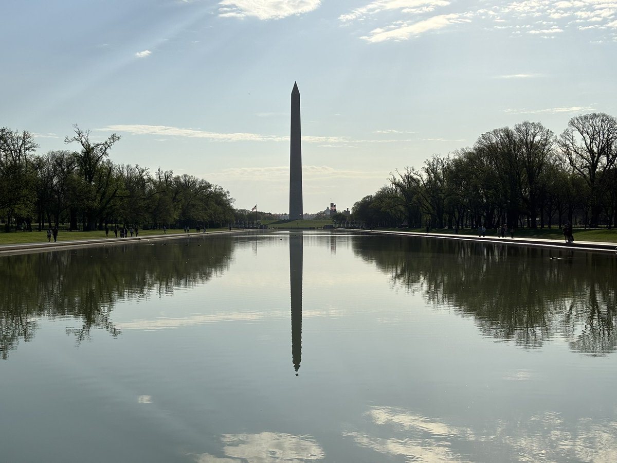 kottok2010's tweet photo. ワシントンD.C.旅行2日目。ポトマック川沿いの桜を目当てに来ましたがほとんど散ってました https://t.co/z1udu6DFxm