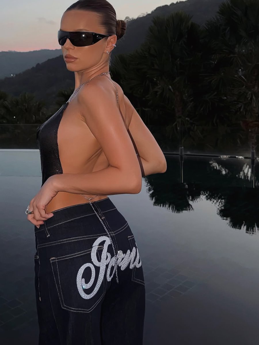 Grandeur tweet media