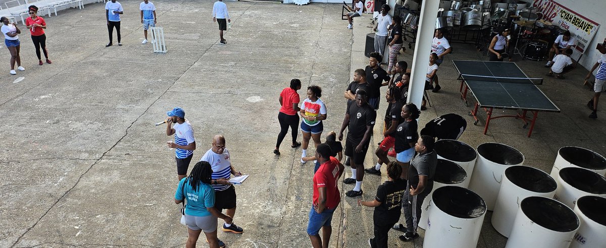 SkiffleSteel's tweet photo. Good Friday Sports Stageside vs Panorama players was a huge success. Thanks to all who came out and supported, a time was had by all who attended. Same time next year? 😁😁😁
#WeRepSkiffle #weculture #sando #skifflesteel #trinidadandtobago https://t.co/ql6SHeo4s1