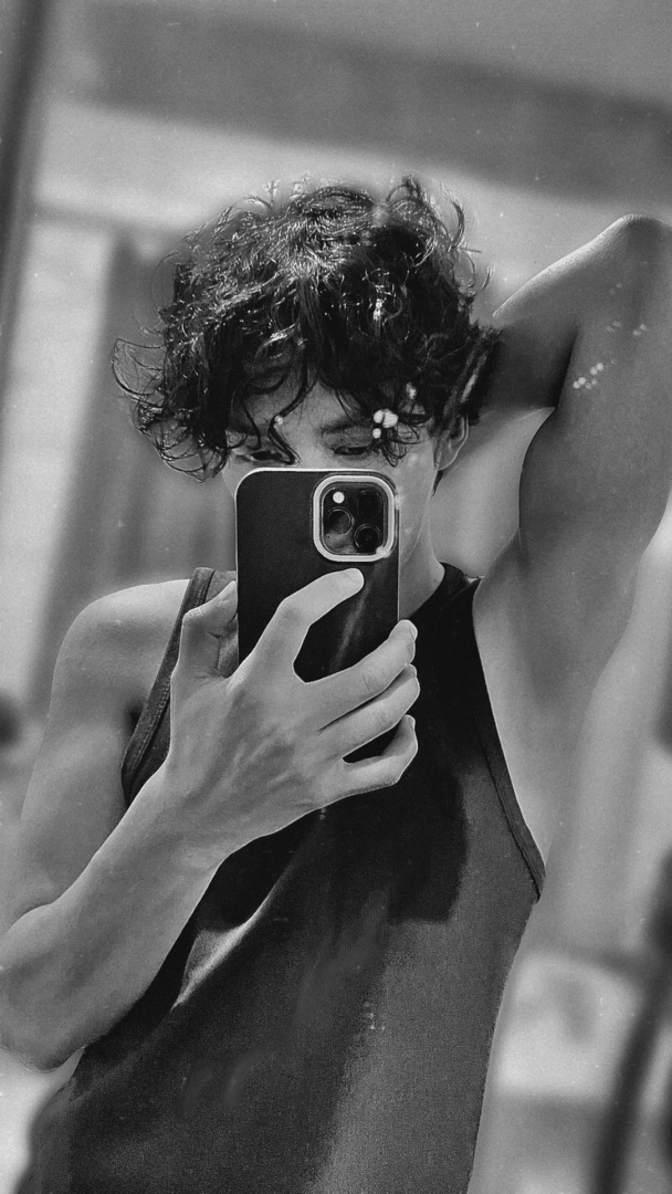 BUKAN BASE RATED tweet media