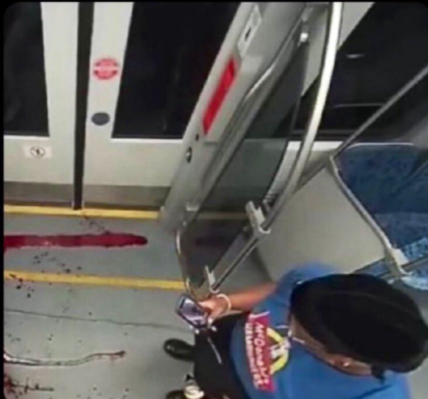 Hench D. Kunt🥛 tweet media