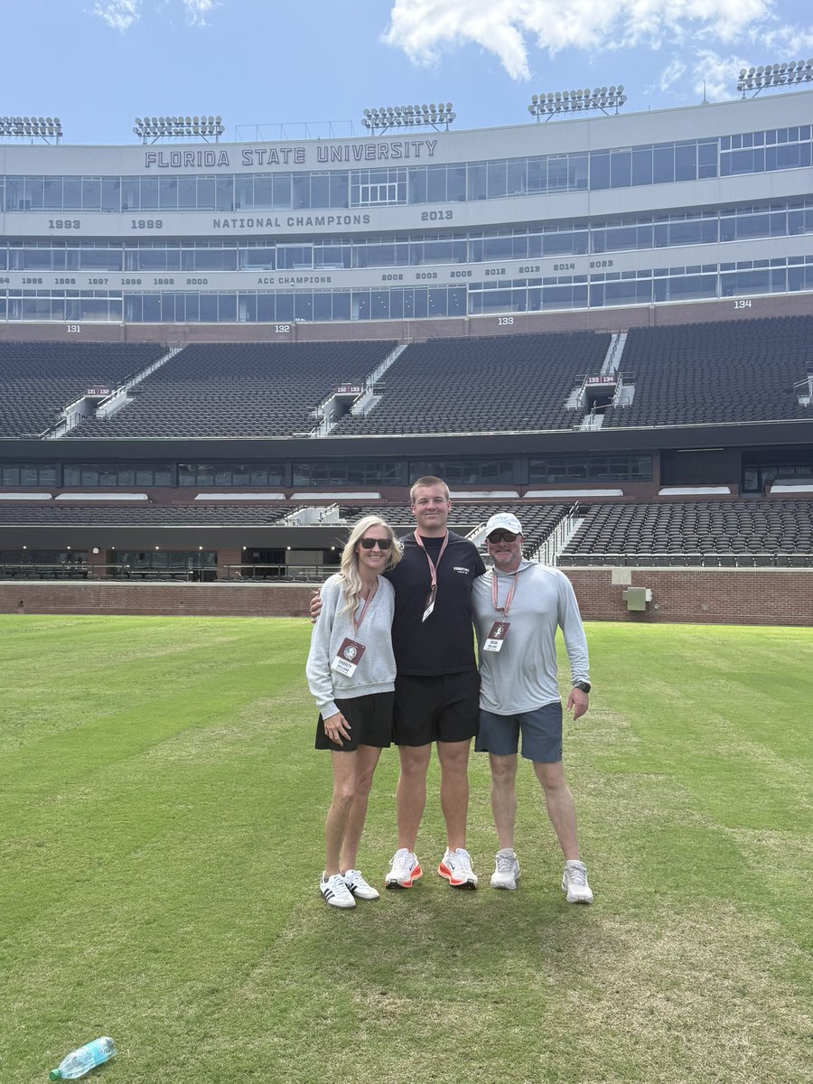 EliWilliams2028's tweet photo. Just wrapped up an awesome visit to FSU today! Big thanks to @Coach_Norvell and @CoachHand for meeting with me and showing me around — I learned a ton and had a great time. I’ll definitely be back!  
@Noles247 @Coach_Davis22 @TomLoy247 @ChadSimmons_ @bigka54 @nate_brady1 https://t.co/rgJ55xmdtD