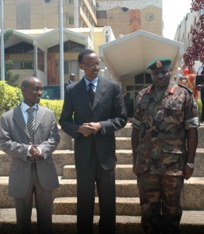 𝗠𝗽𝗶𝗹𝗶𝗺𝗯𝗮𝗻𝘆𝗶/ARCHIVES 🇷🇼❤️ tweet media