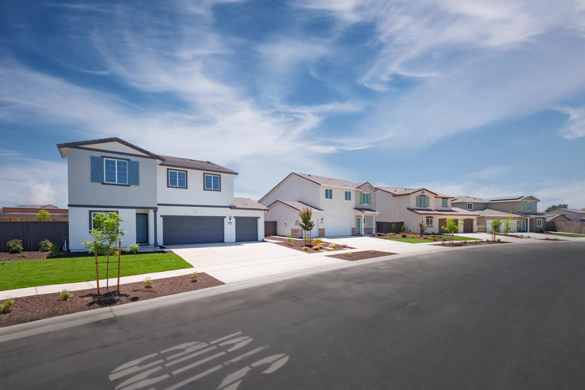 Community hits different at Northpoint in Plumas Lake 🏡✨ Discover all-electric homes with Next Gen® suites, small-town charm &amp; friendly vibes. Learn more today! 🌿

🔗 spr.ly/6019B6m7Xh