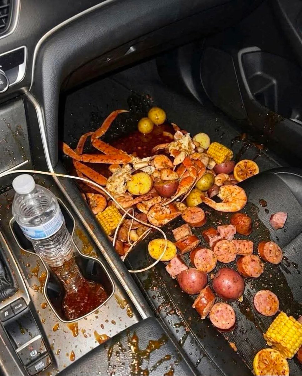 MizzLady tweet media