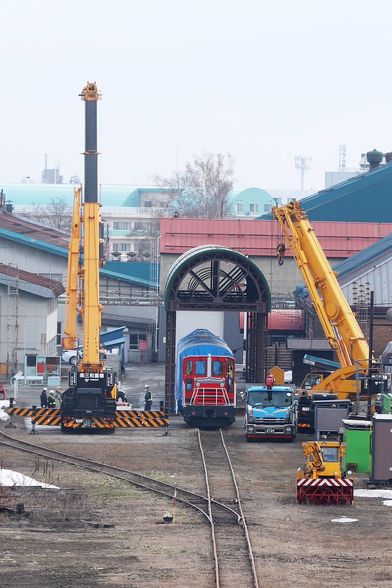 Darjeeling tea tweet media