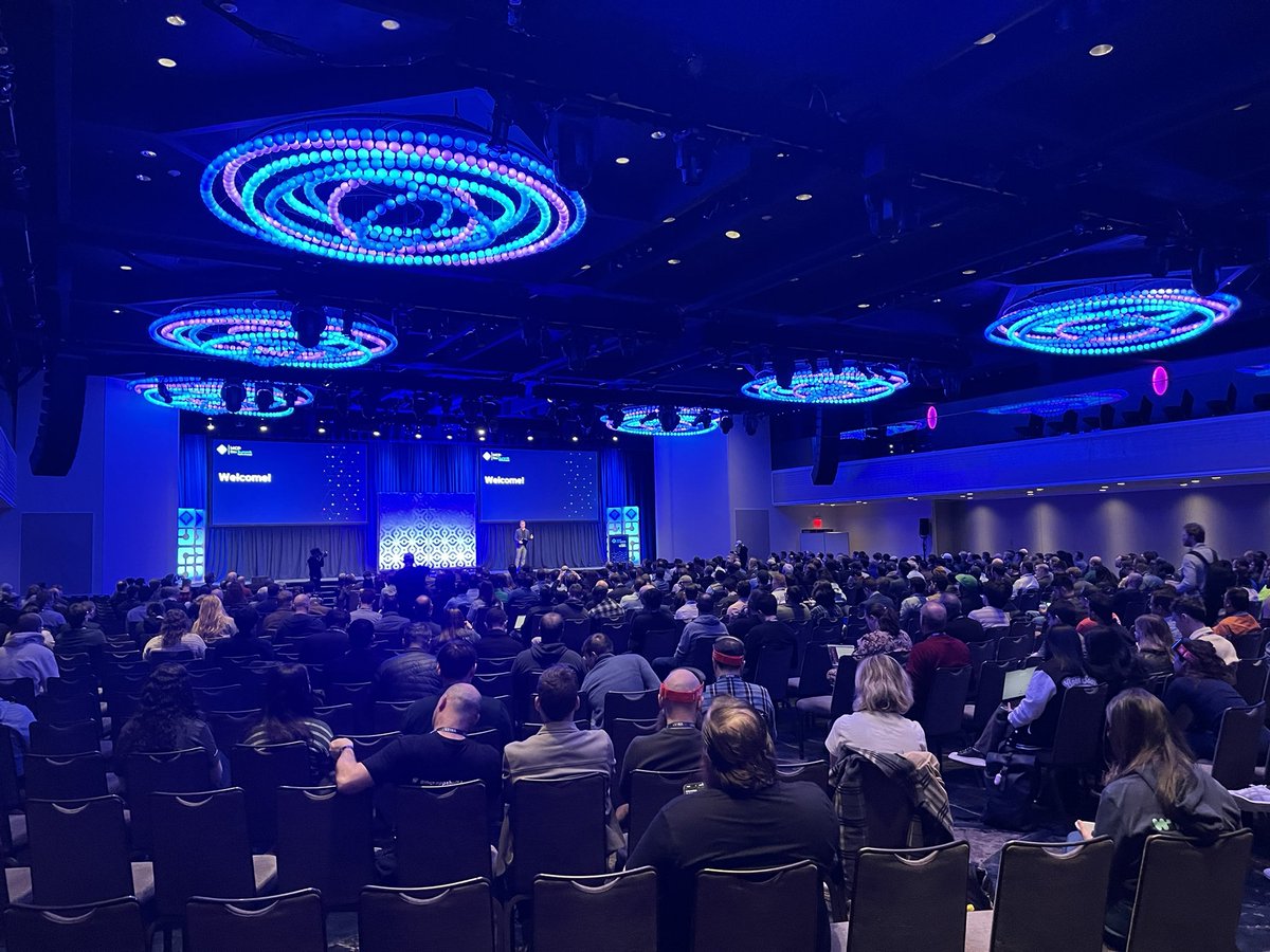 Jan Curn tweet media