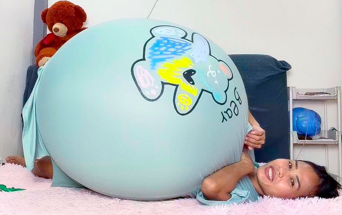 asianloonergirls tweet media