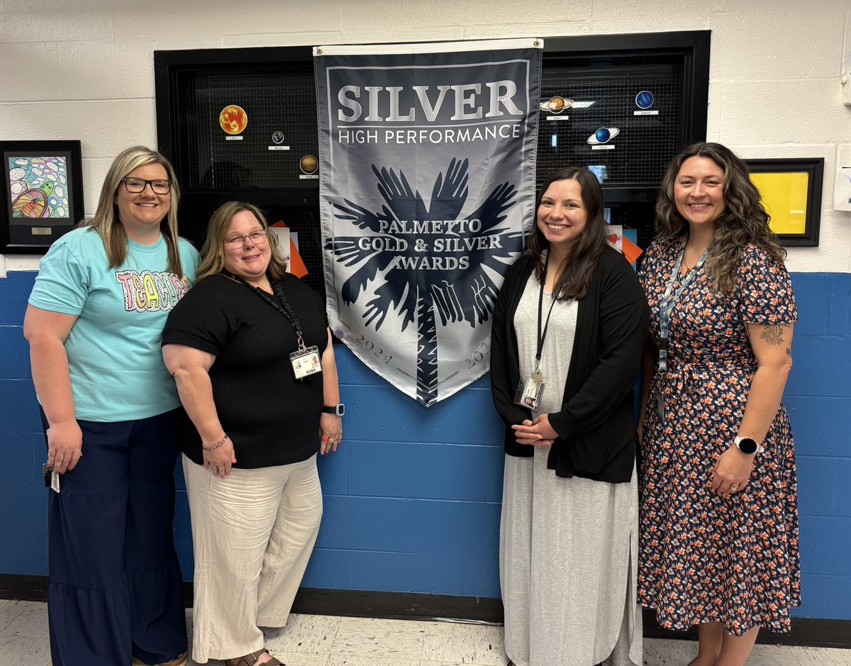 SLawton19's tweet photo. Pickens Elementary has been awarded the Palmetto Silver Award for High Performance by the state — honoring our results in Student Achievement and Student Growth. This recognition is a true testament to the dedication and hard work of our wonderful teachers. #pushingforexcellence https://t.co/EvVPE3J37i