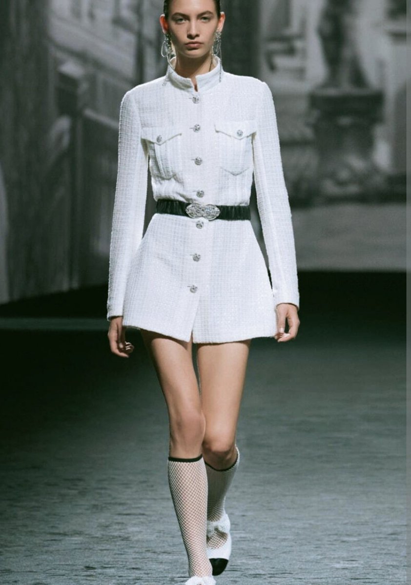 MdyMZ0TLHGpCWpI's tweet image. #小倉城
#CHANEL
#Readytowear