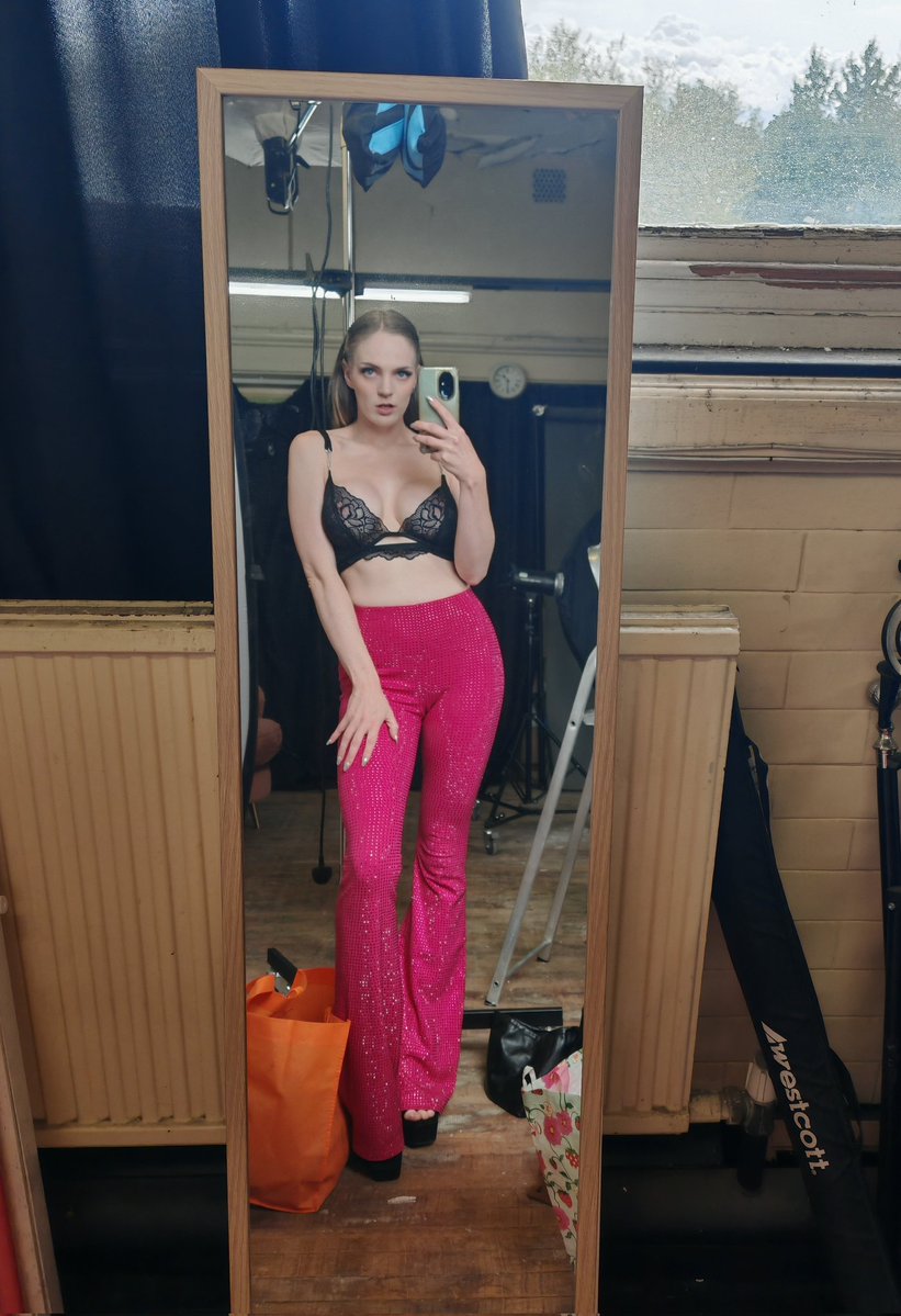 🌸 Carly Rae 🌸 tweet media