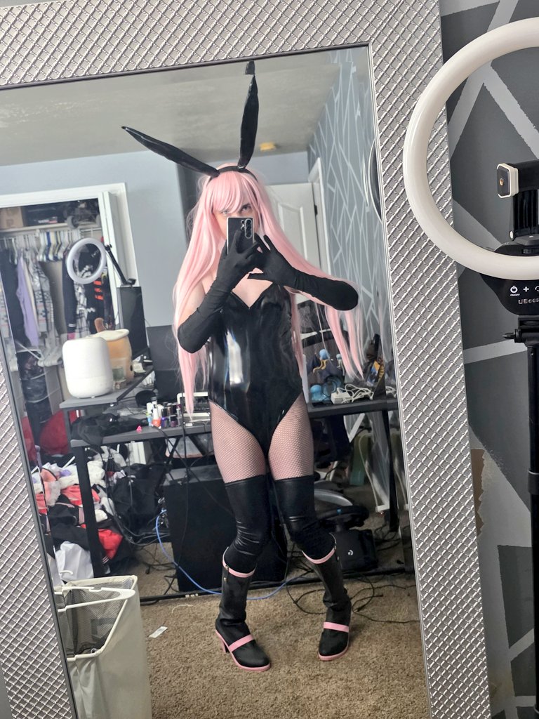 M4YH3Myt's tweet photo. #Femboy #Bunnygirl happy Easter everyone here is my bunny outfit hope you like it. (Ik my room is a mess) https://t.co/1Bmympgodl