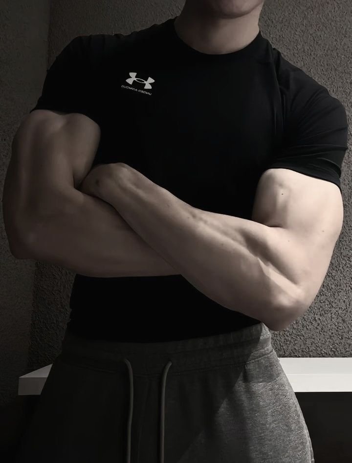 sizekinkson tweet media